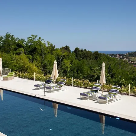 Francesca Relais & Private Hotel 4*