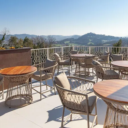 Francesca Relais Градара